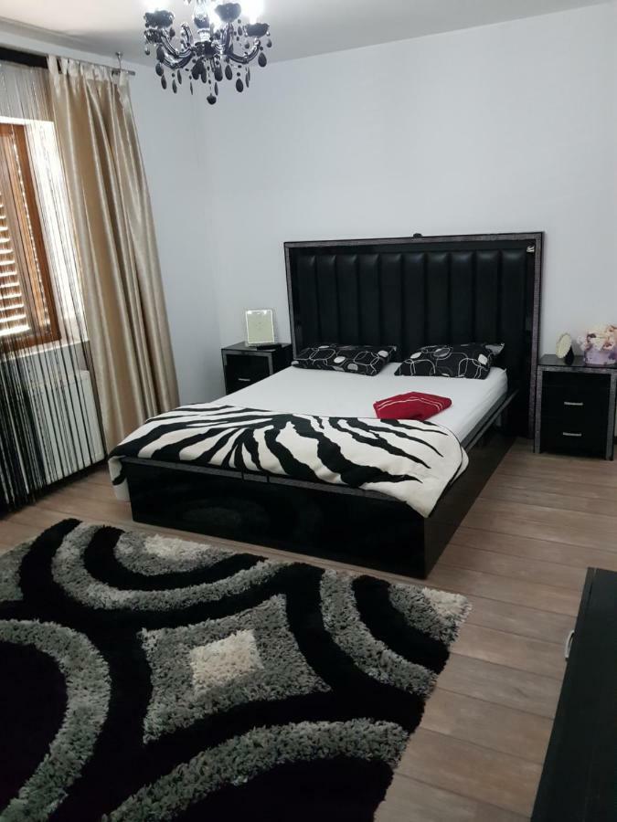 فندق Casa Piri آنينا المظهر الخارجي الصورة