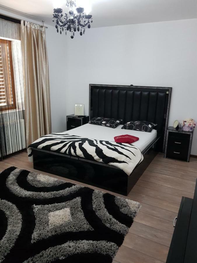 فندق Casa Piri آنينا المظهر الخارجي الصورة